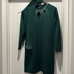 🟣 SELECT + TREND GREEN STUDDED SWEATER DRESS WITH SCARF SIZE MEDIUM